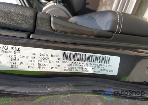 2015 Jeep Grand Cherokee Overland z USA, uszkodzony, nr VIN 1C4RJFCT4FC190728